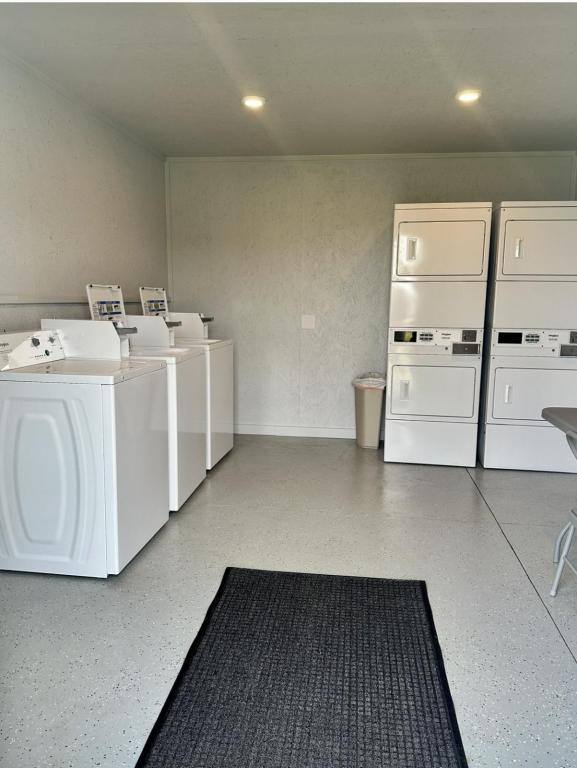 House for rent at 1878 US-70, Kingston, OK 73439