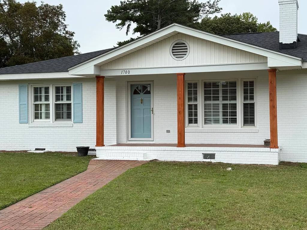 House for rent at 1700 Sulgrave Rd, Greenville, NC 27858