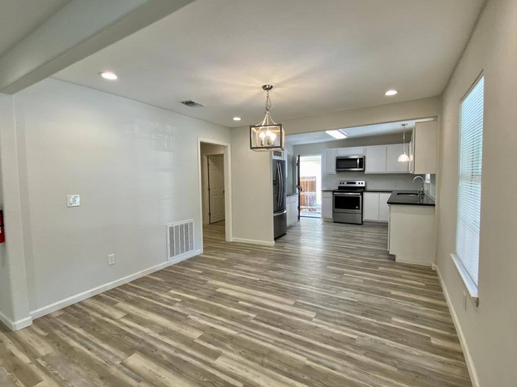 House for rent at 1138 Santa Anna St, San Antonio, TX 78201