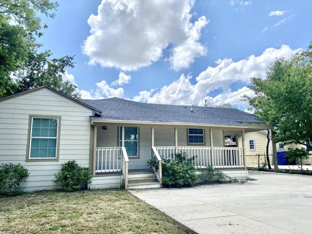 House for rent at 1138 Santa Anna St, San Antonio, TX 78201