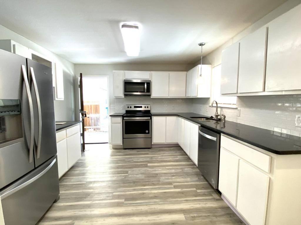 House for rent at 1138 Santa Anna St, San Antonio, TX 78201