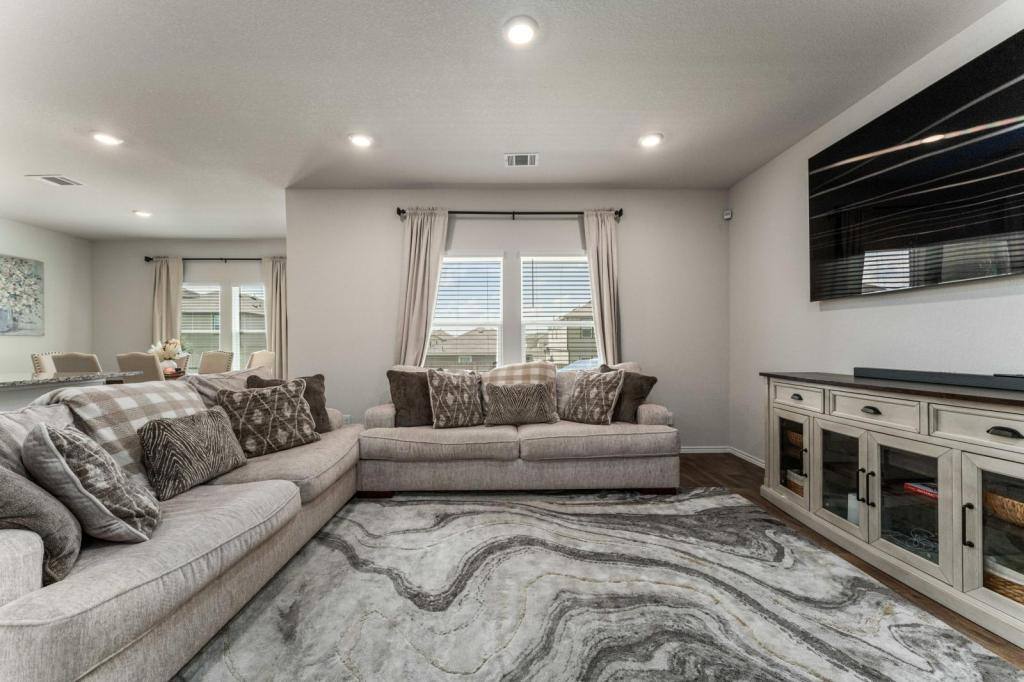 House for rent at 3127 Keuka Pk Dr, San Antonio, TX 78245