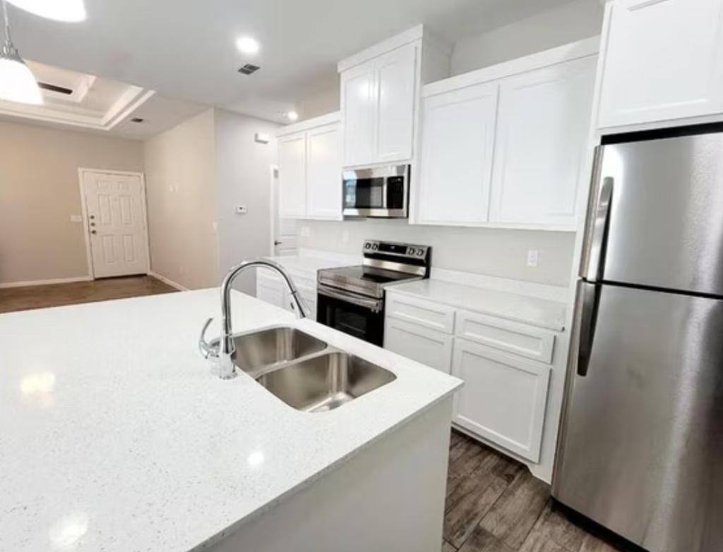Apartment for rent at 1304 Petri Dr, Weslaco, TX 78599