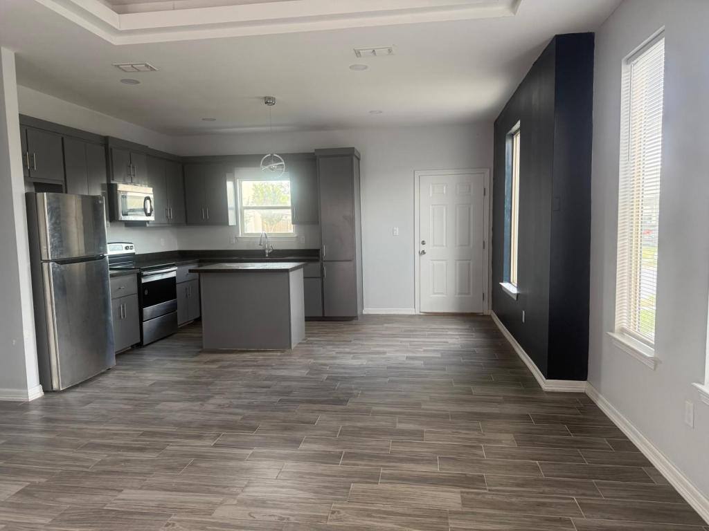 Apartment for rent at 3921 Las Vistas Lane, Weslaco, TX 78596
