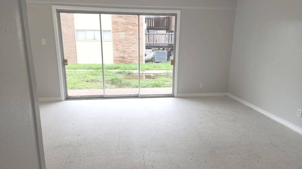Apartment for rent at 4613 Gollihar Rd #3, Corpus Christi, TX 78411