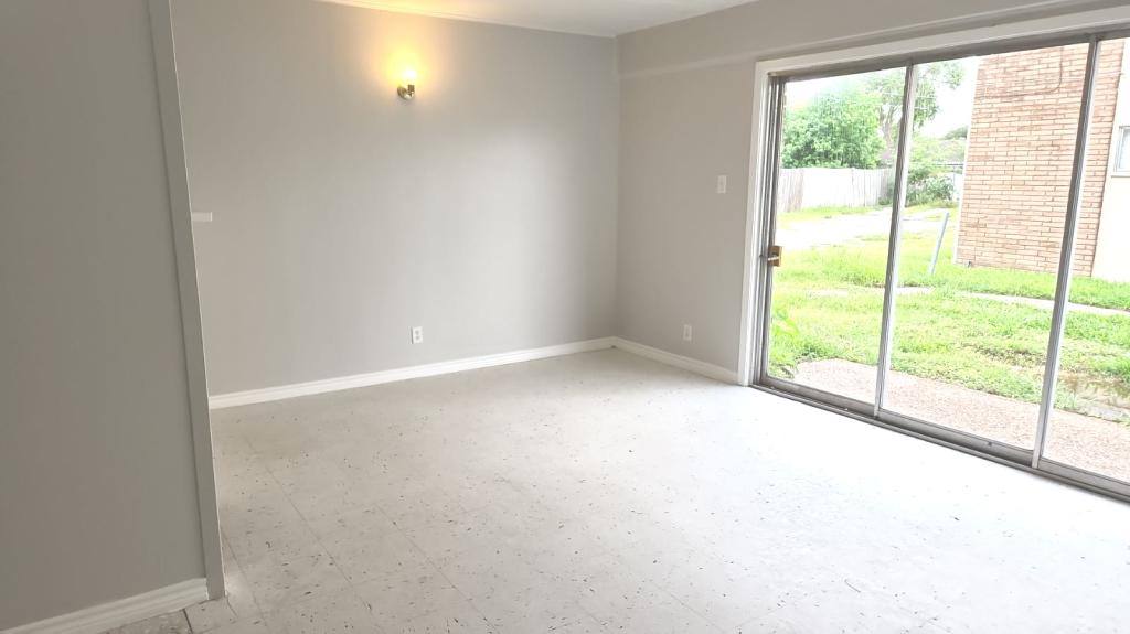 Apartment for rent at 4613 Gollihar Rd #3, Corpus Christi, TX 78411