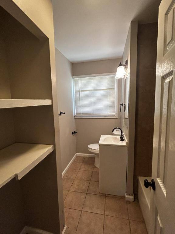 House for rent at 5300 Grove Ave, Saint Louis, MO 63135