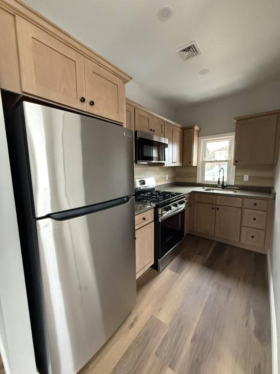 Apartment for rent at 21 Jones St, Fall River, MA 02720