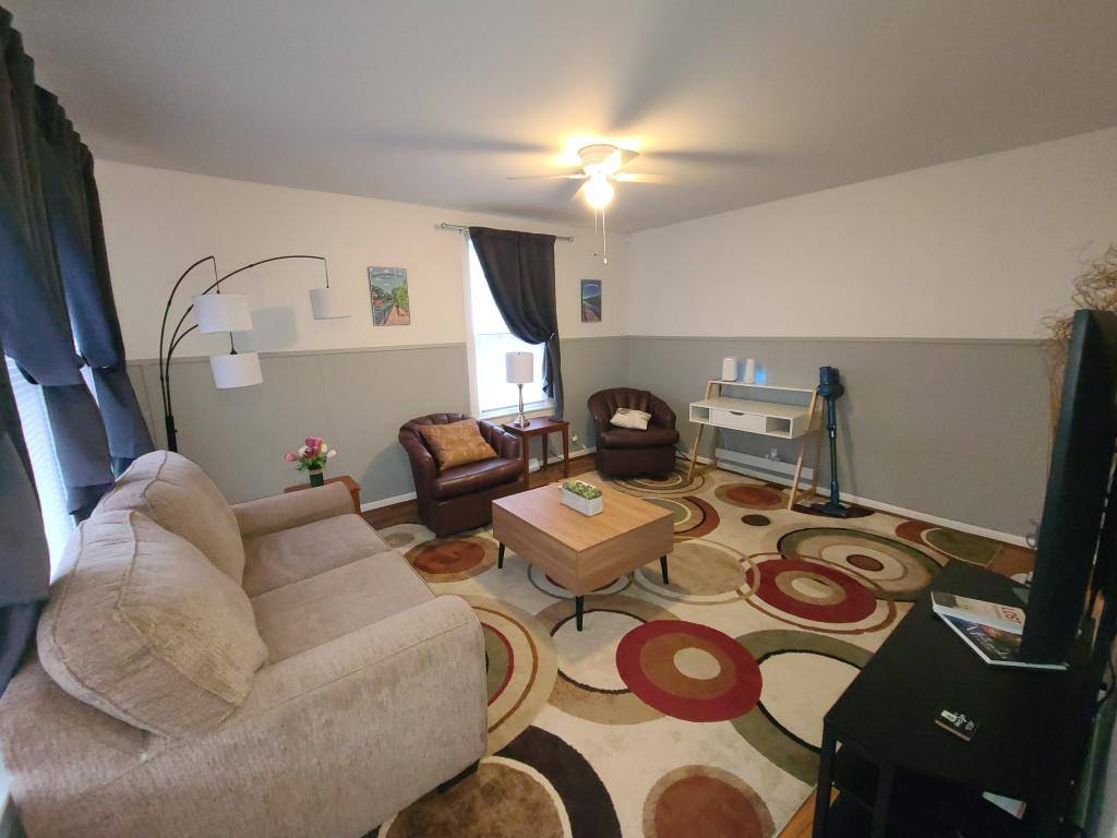 Apartment for rent at 602 E Battell St, Mishawaka, IN 46545