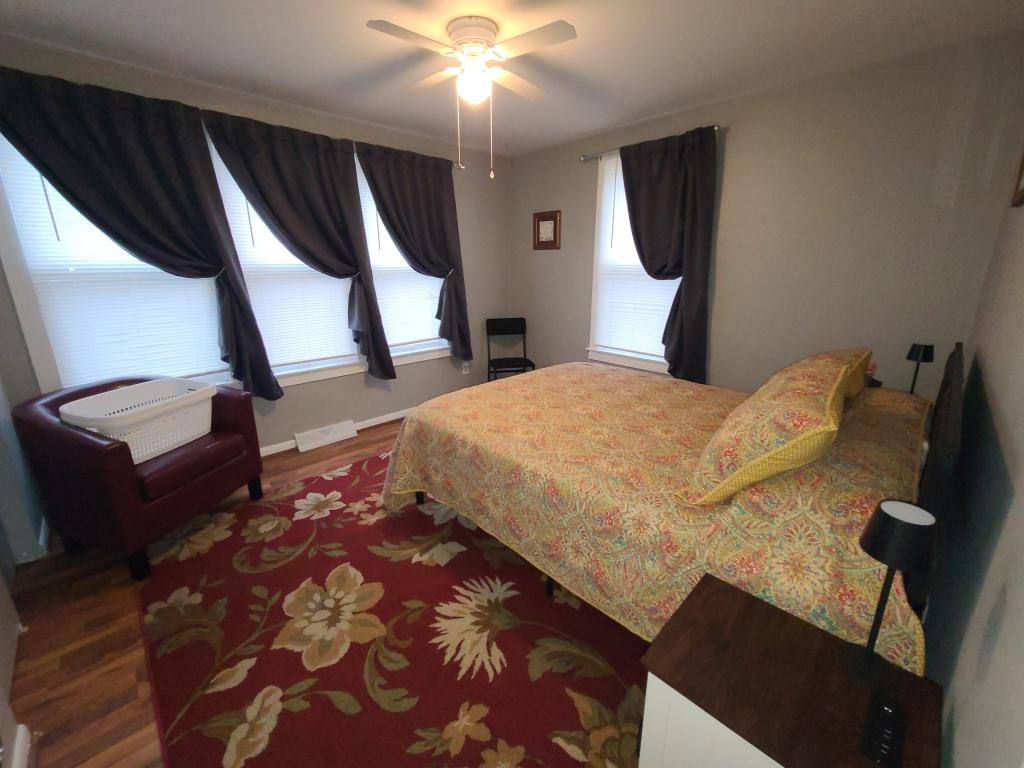 Apartment for rent at 602 E Battell St, Mishawaka, IN 46545