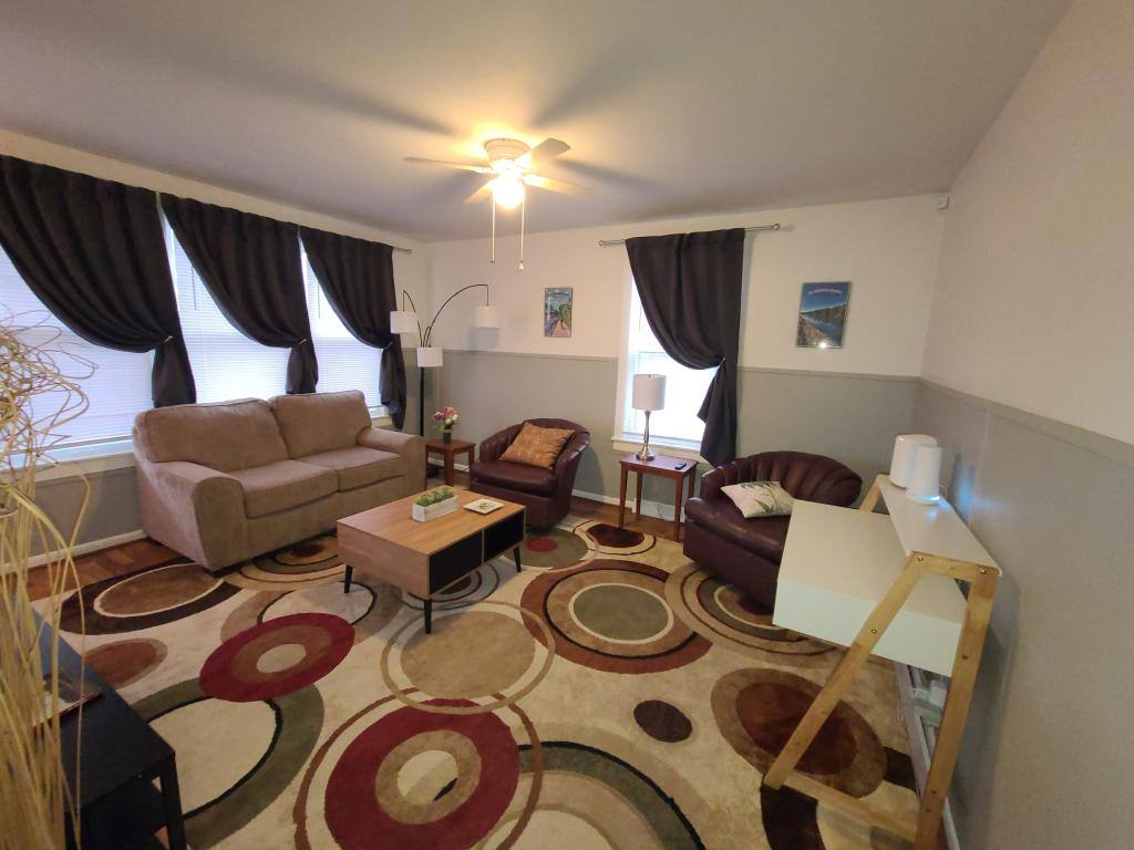 Apartment for rent at 602 E Battell St, Mishawaka, IN 46545