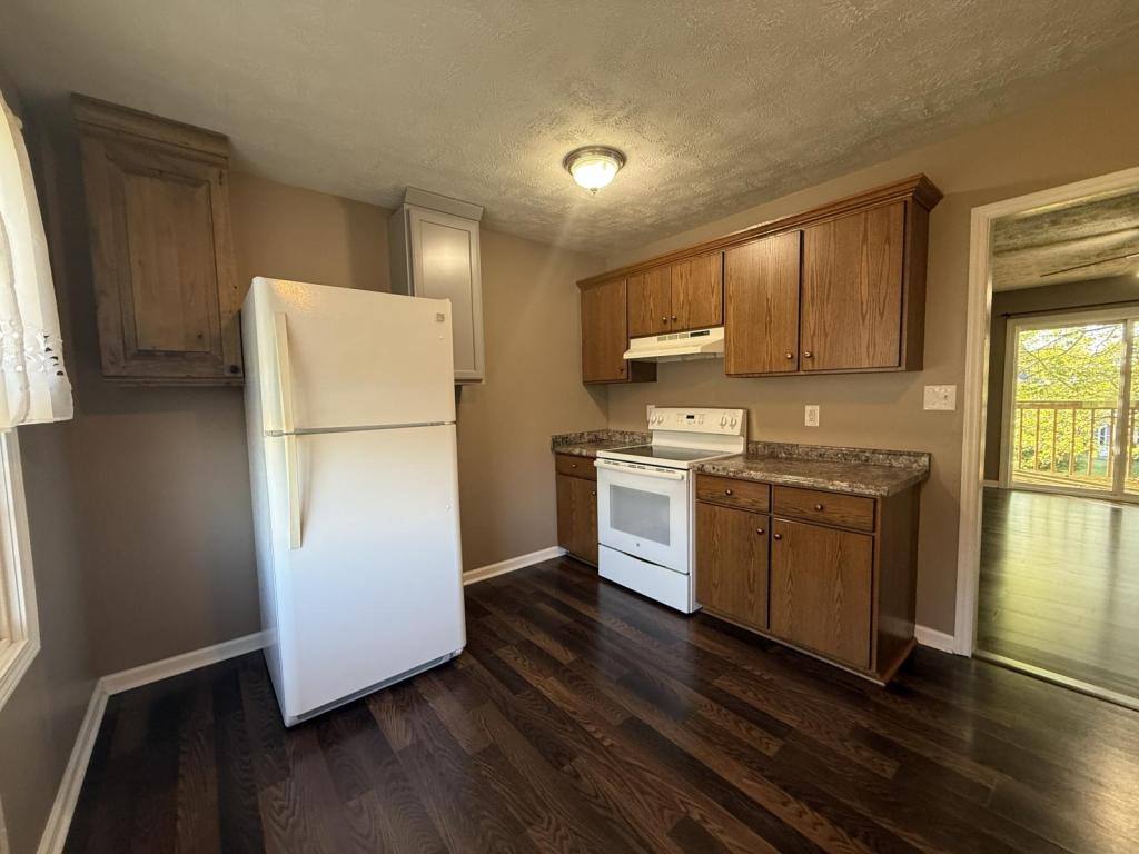 House for rent at 1402 N Miles St, Elizabethtown, KY 42701