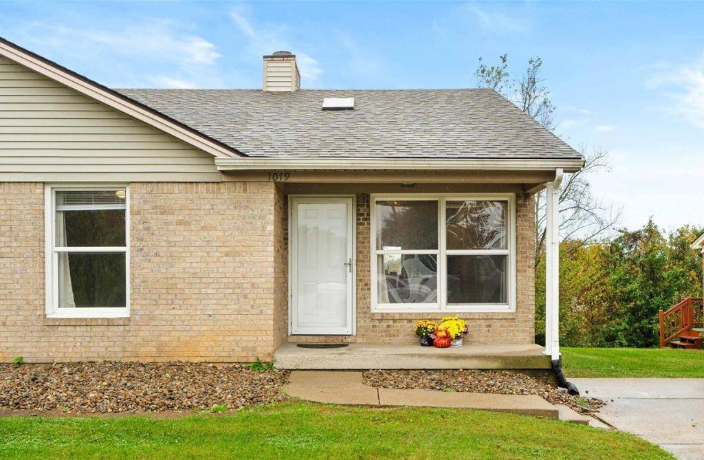Townhouse for rent at 1019 Colonial Dr, Elizabethtown, KY 42701