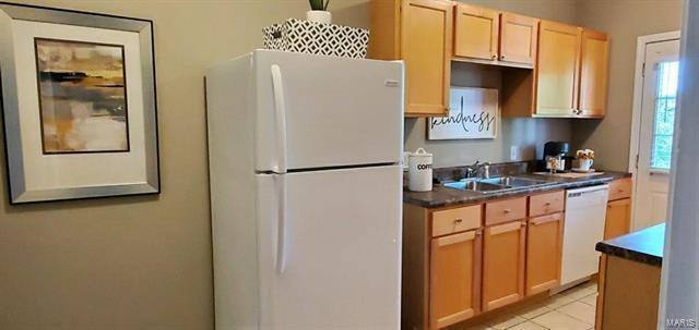 Apartment for rent at 7333 Amherst Ave, 1W, Saint Louis, MO 63130
