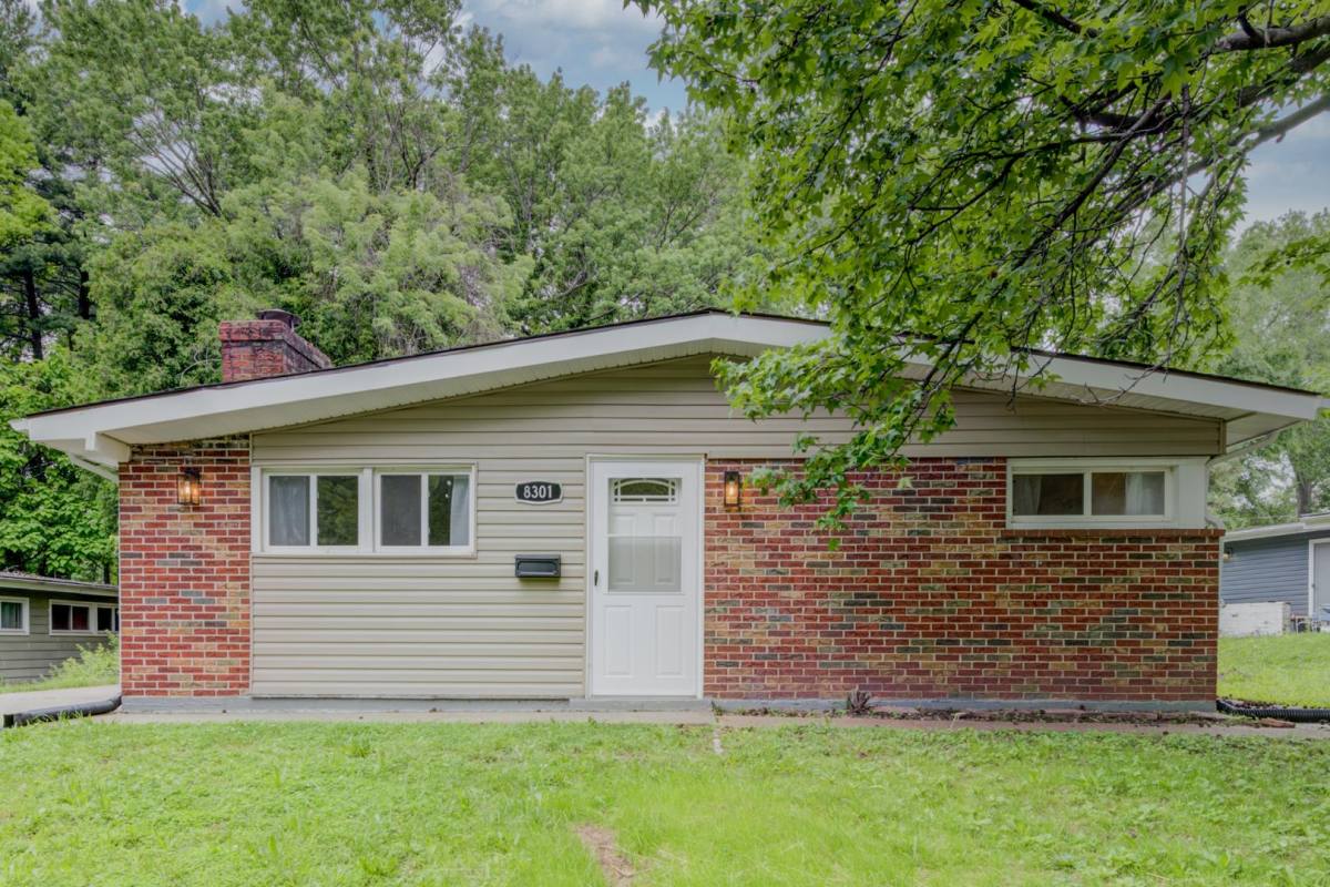 House for rent at 8301 Pepperidge Dr, Saint Louis, MO 63134
