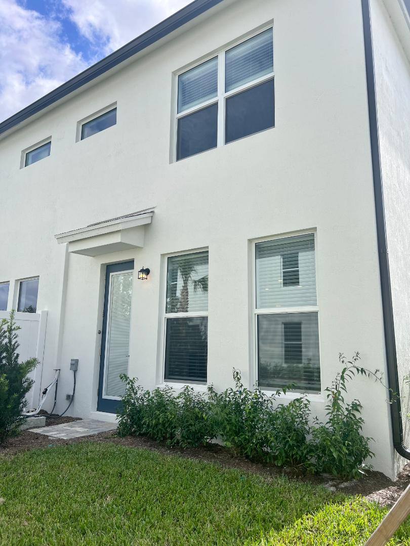 Townhouse for rent at 6081 Carre Way #GRAYT, West Palm Beach, FL 33415
