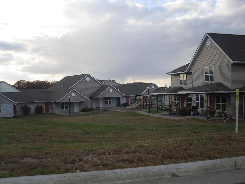 Townhouse for rent at 1275-1293 Bur Oak Lane #1287-3 50H, Saint Croix Falls, WI 54024