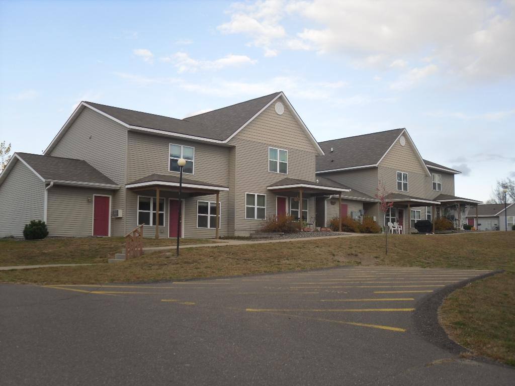 Townhouse for rent at 1275-1293 Bur Oak Lane #1287-3 50H, Saint Croix Falls, WI 54024