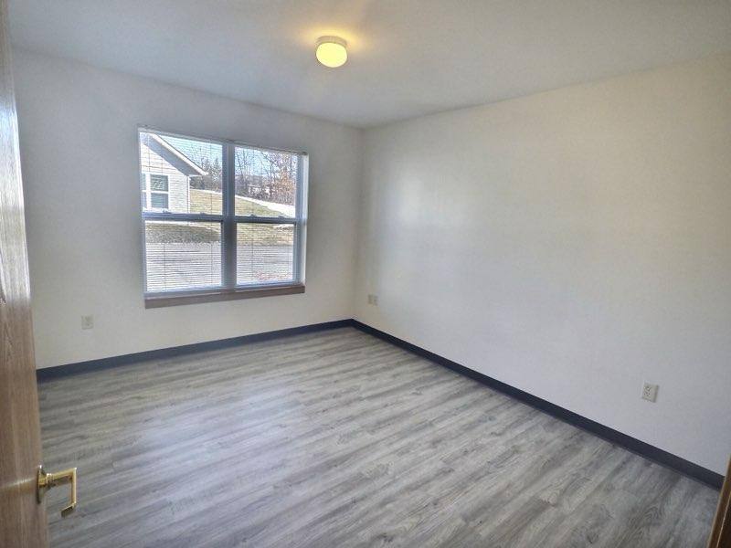 Townhouse for rent at 1275-1293 Bur Oak Lane #1287-3 50H, Saint Croix Falls, WI 54024