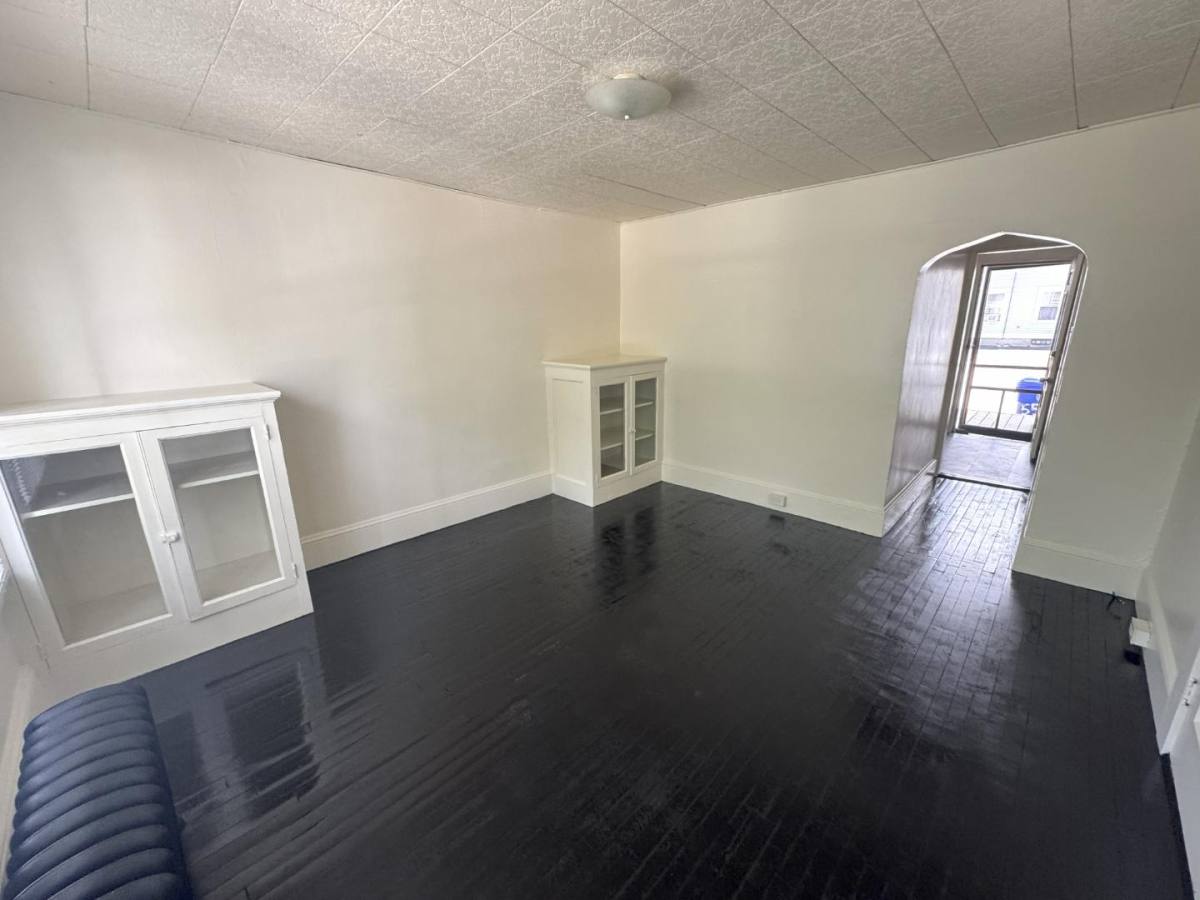 Apartment for rent at 557 Lincoln St #7, Manchester, NH 03104