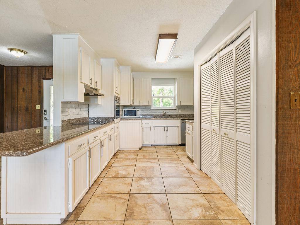 House for rent at 609 Dog Track Rd, Pensacola, FL 32506