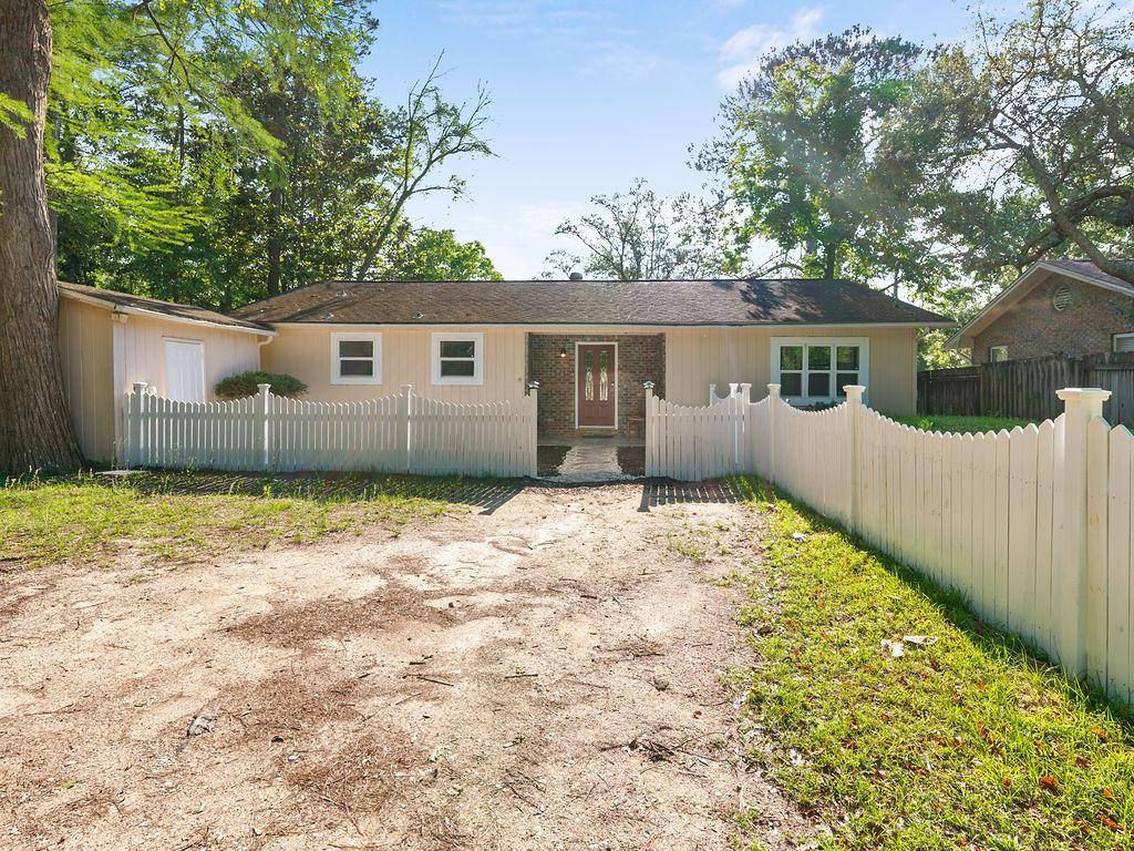 House for rent at 609 Dog Track Rd, Pensacola, FL 32506
