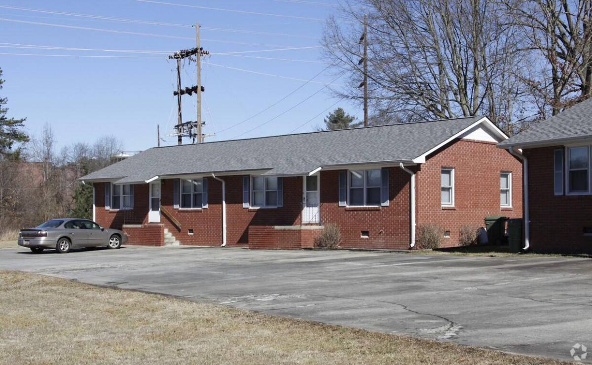 Apartment for rent at 809 Church St 1 Ap, Central, SC 29630
