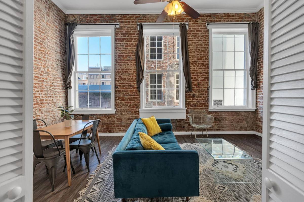 Apartment for rent at 331 Decatur St #2A, New Orleans, LA 70130