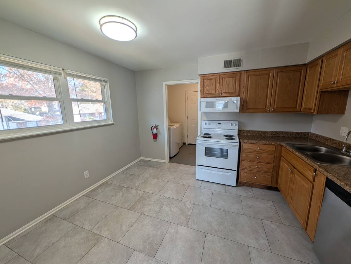 Apartment for rent at 9200 E 54th Terrace #9204, Kansas City, MO 64133