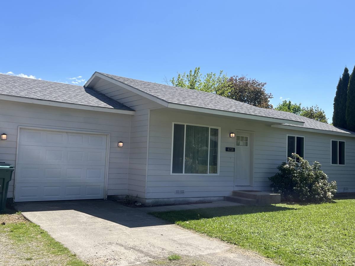 House for rent at 6728 W Timberline St, Rathdrum, ID 83858