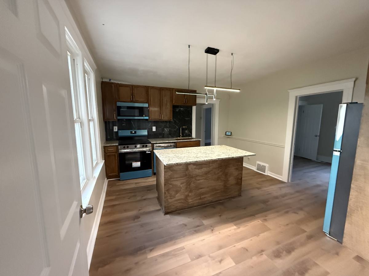 Townhouse for rent at 4510 Harding St, Detroit, MI 48214