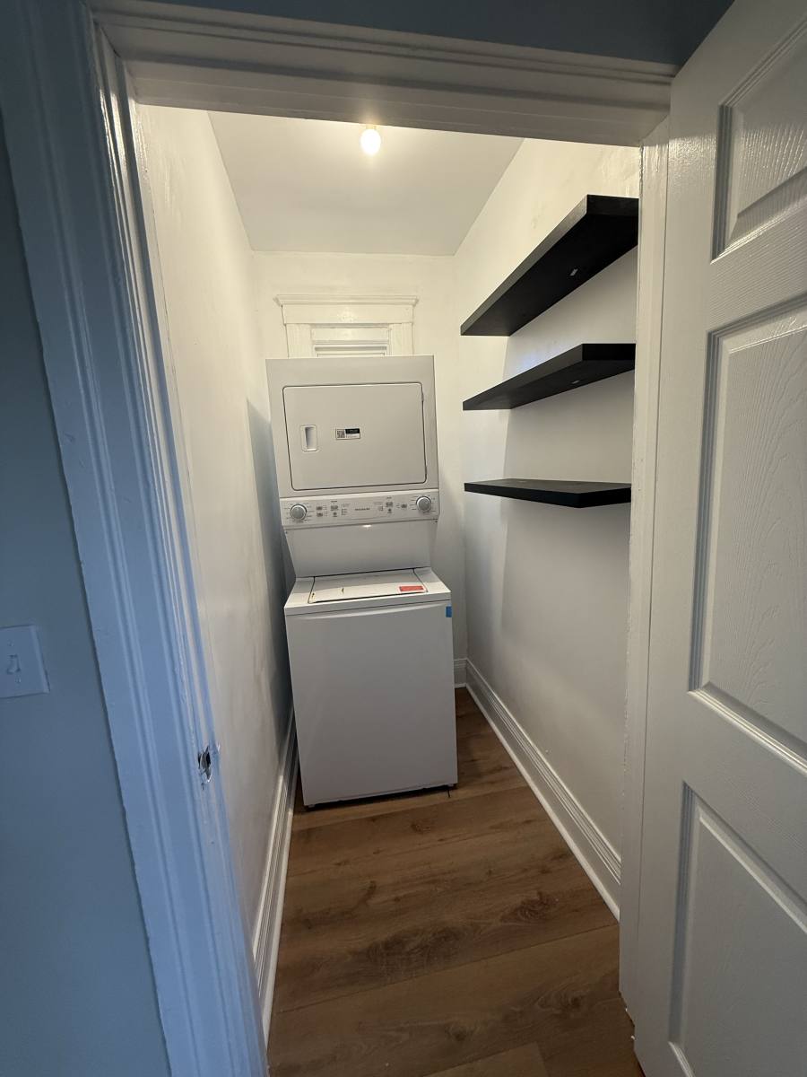 Townhouse for rent at 4510 Harding St, Detroit, MI 48214