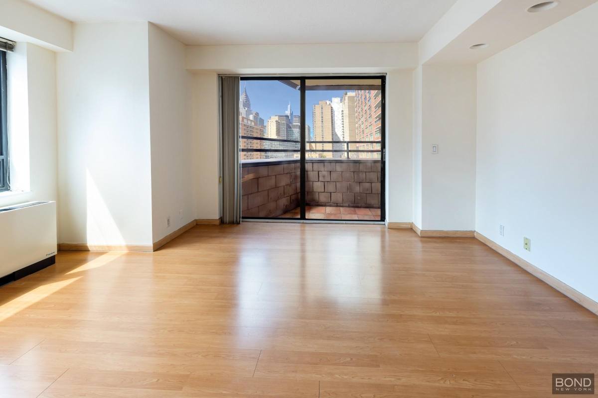 Condo for rent at 240 E 47th St #14F, New York, NY 10017