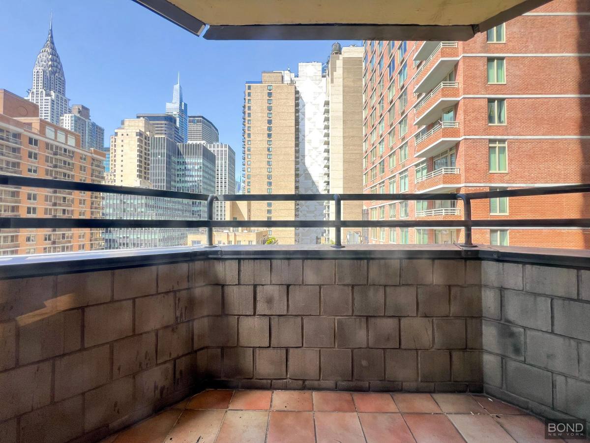 Condo for rent at 240 E 47th St #14F, New York, NY 10017