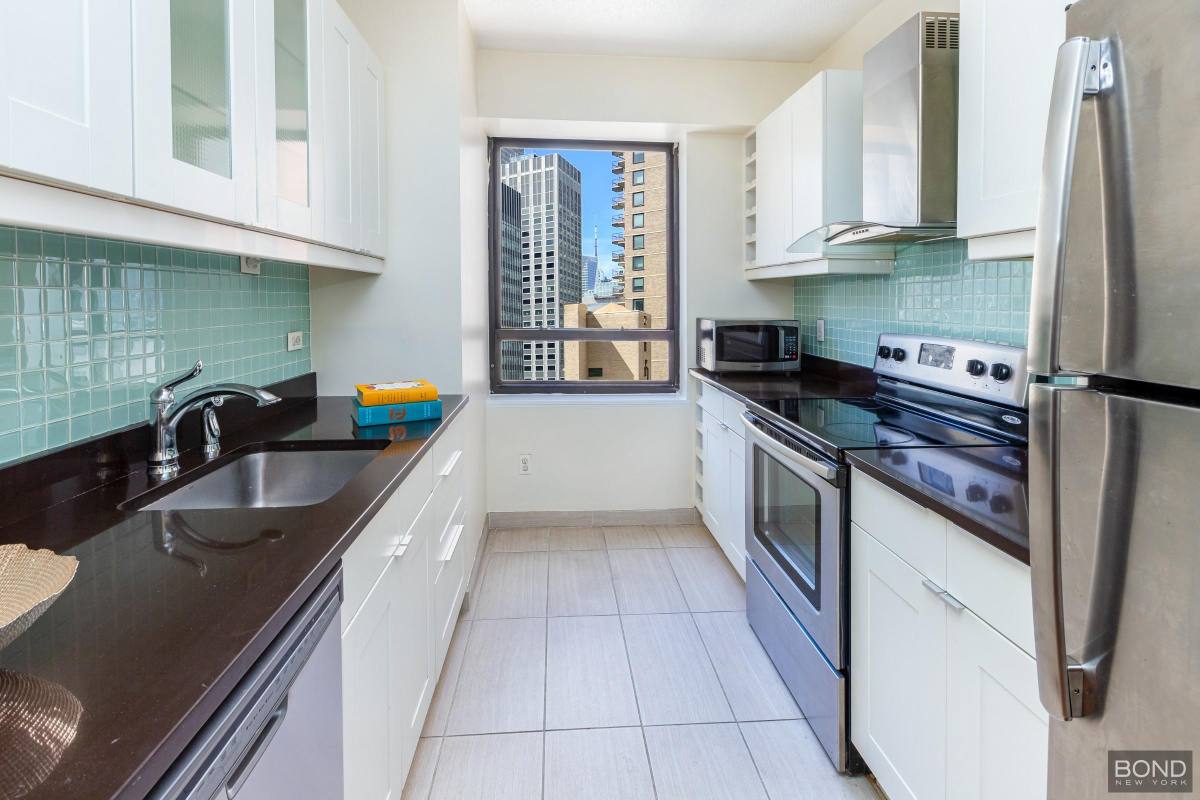 Condo for rent at 240 E 47th St #14F, New York, NY 10017