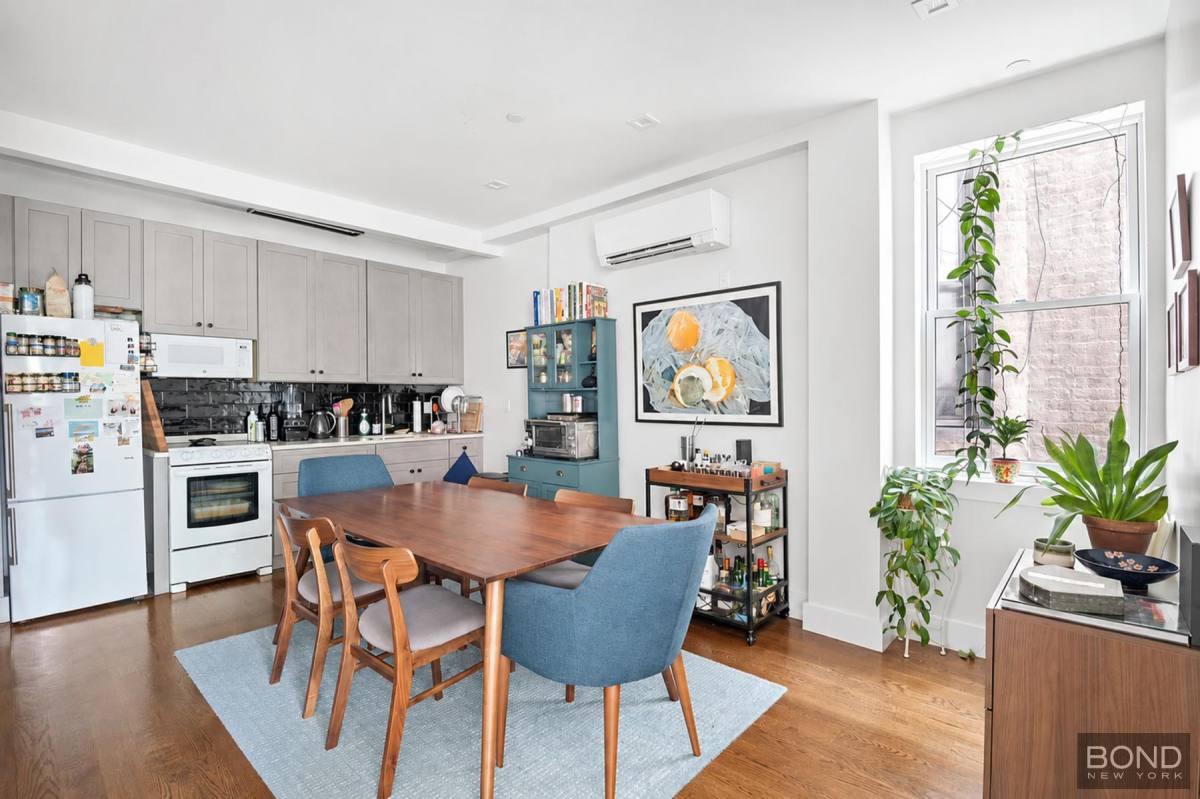 Apartment for rent at 776 Franklin Ave #2A, Brooklyn, NY 11238