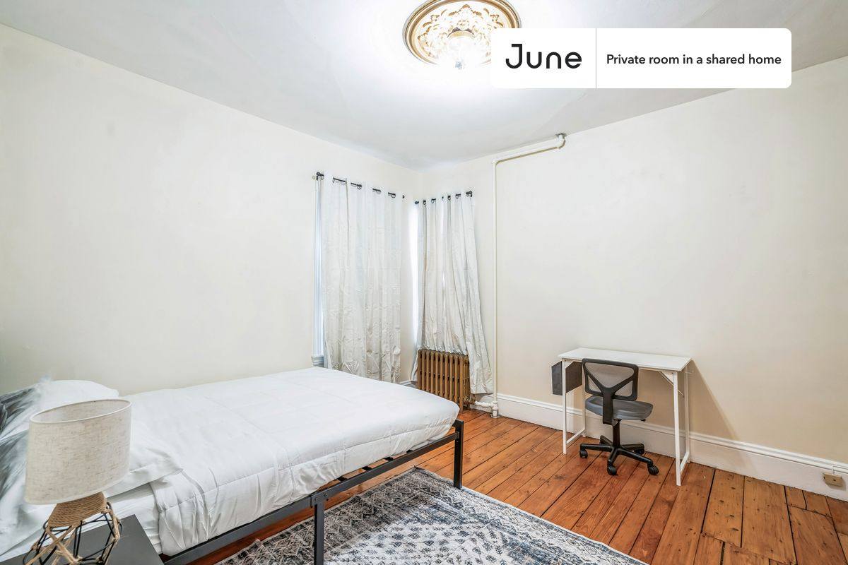 53 Sycamore St #D, Somerville, MA 02145