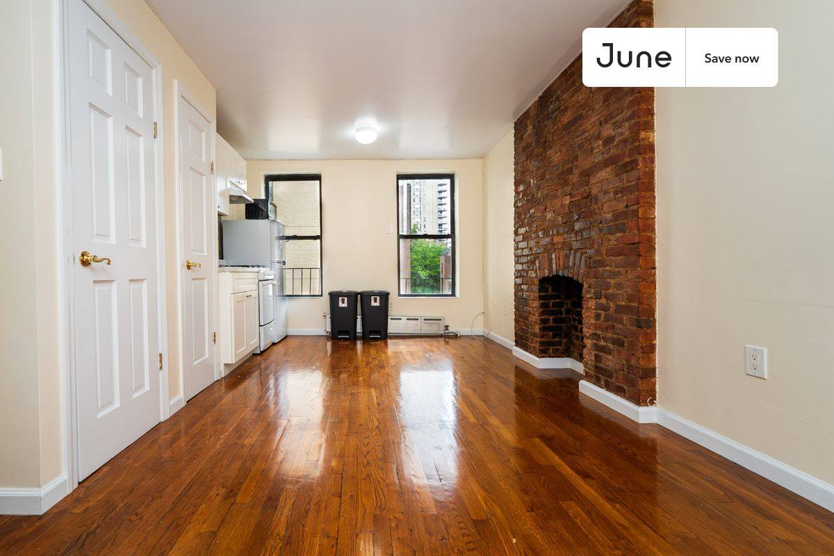 Apartment for rent at 1365 1st Ave #A, New York, NY 10021