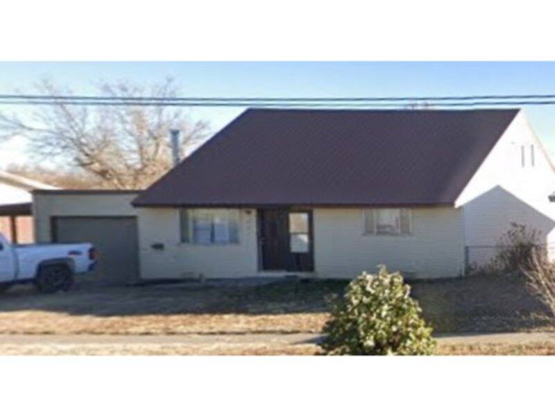 House for rent at 404 13th St, Alamosa, CO 81101