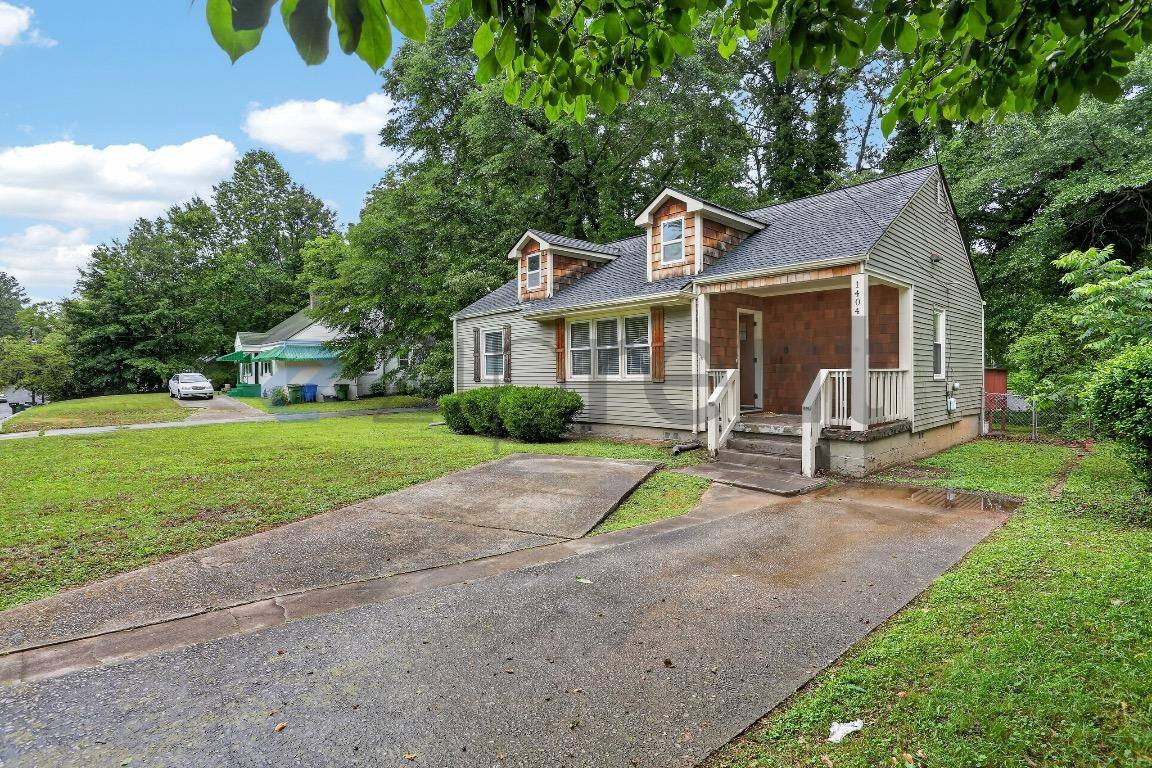 House for rent at 1404 Lockwood Dr SW, Atlanta, GA 30311