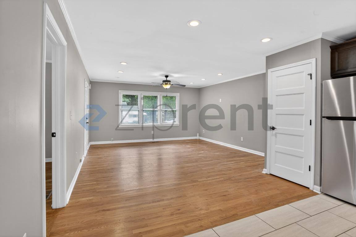House for rent at 1404 Lockwood Dr SW, Atlanta, GA 30311