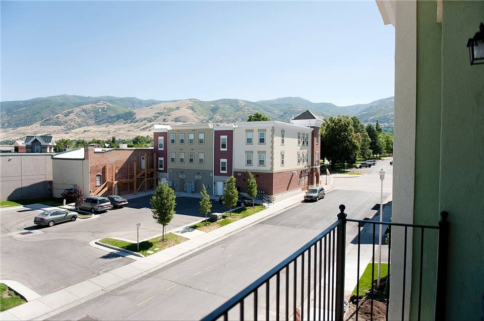 Apartment for rent at 35 W 100 S, Bountiful, UT 84010