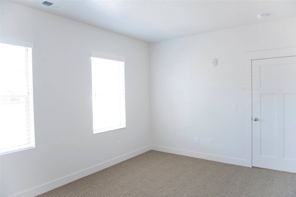 Apartment for rent at 35 W 100 S, Bountiful, UT 84010