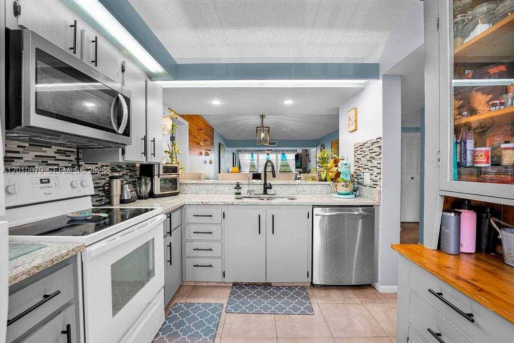 Condo for rent at 6049 Balboa Circle #302, Boca Raton, FL 33433