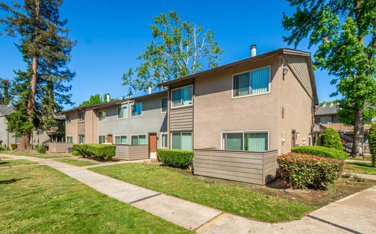 Townhouse for rent at 2707 La Verta Court, Rancho Cordova, CA 95670