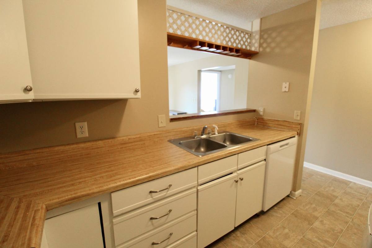 Condo for rent at 1372D Hunters Rd, Harrisonburg, VA 22801