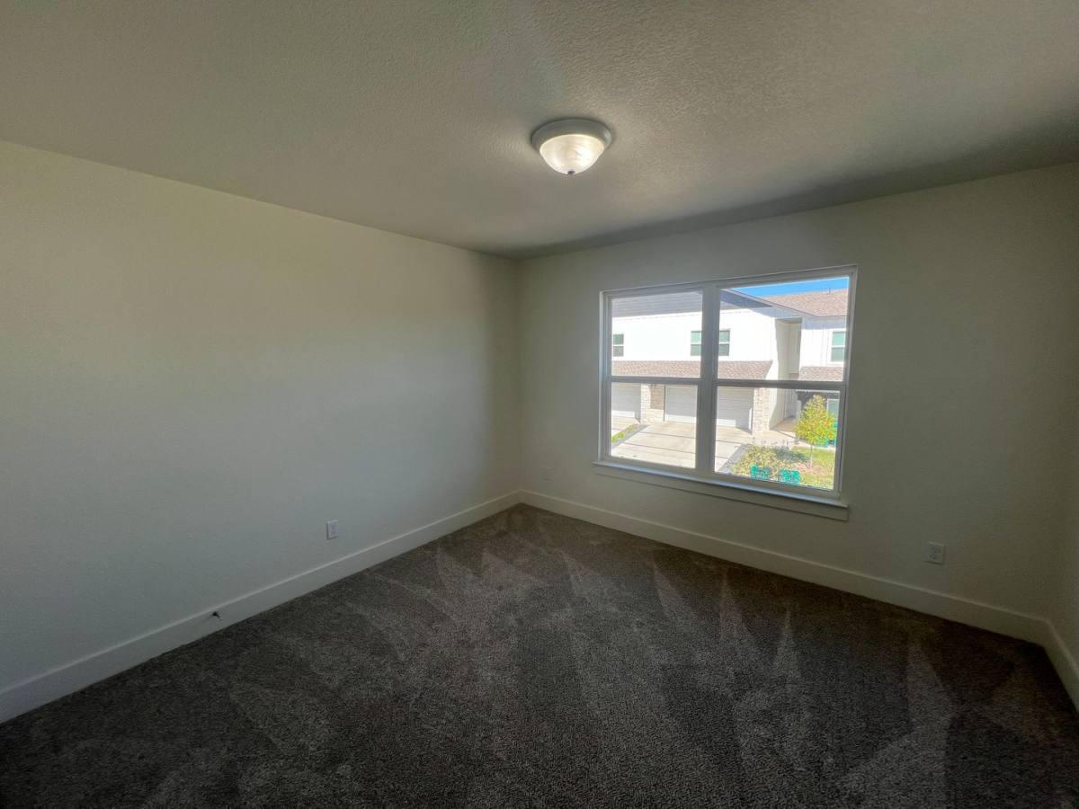 Townhouse for rent at 1826 Royal Loop, Belton, TX 76513