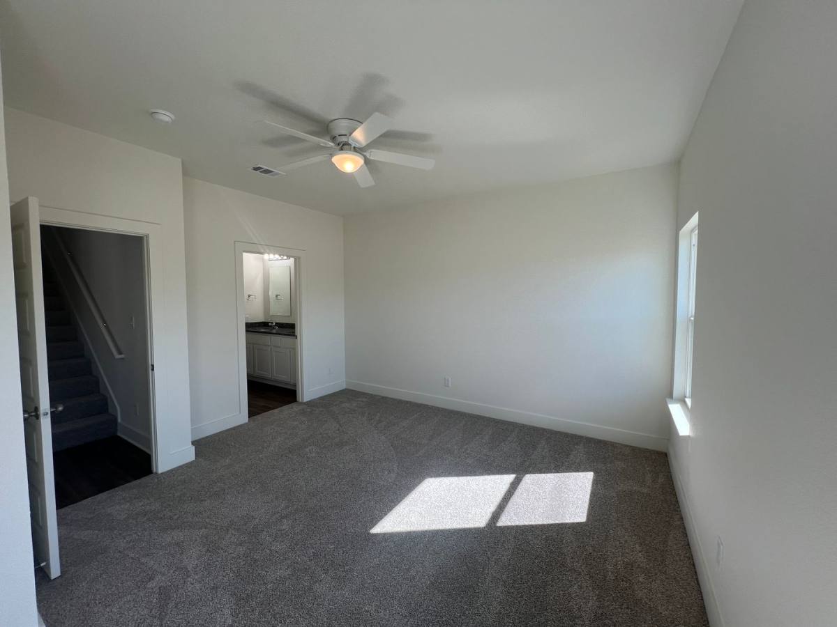 Townhouse for rent at 1826 Royal Loop, Belton, TX 76513