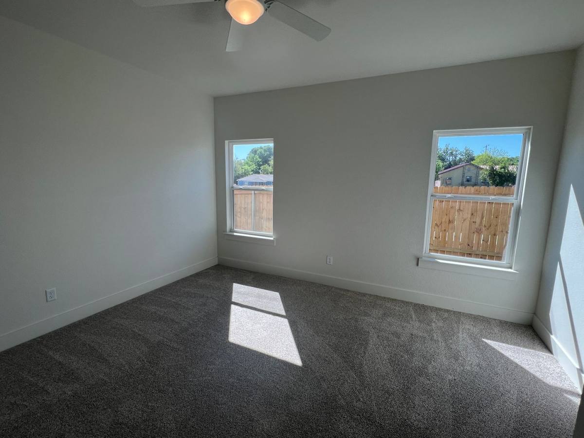 Townhouse for rent at 1826 Royal Loop, Belton, TX 76513