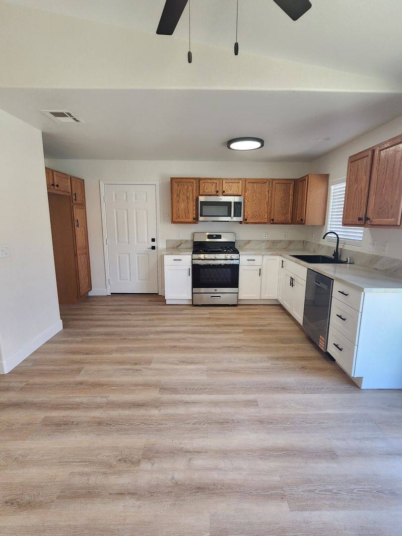 House for rent at 6331 Hermosa Ave, Yucca Valley, CA 92284